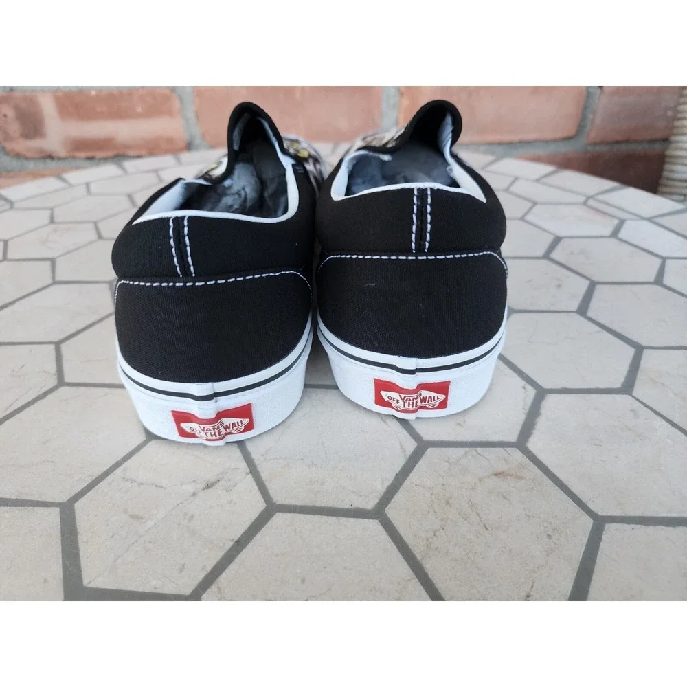 VANS Classic Slip On Flame Skull Black White Skate Shoes Men Sz 8.5 Rare Tattoo